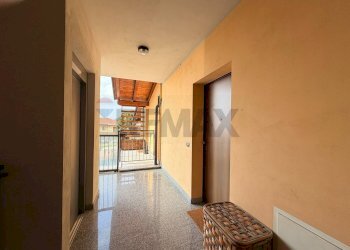 Hall / corridoio - Two-room apartment VIA TURATI
 
2, Solbiate Olona - photo 24