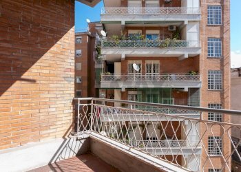 Balcone - Trilocale Corso Amedeo Di Savoia Duca D'aosta
 
210, Napoli - foto 20