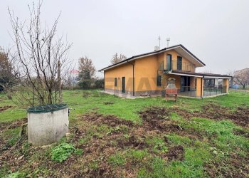 Casa all\'aperto - Villa Via Rocchi
snc, San Martino Valle Caudina - foto 3