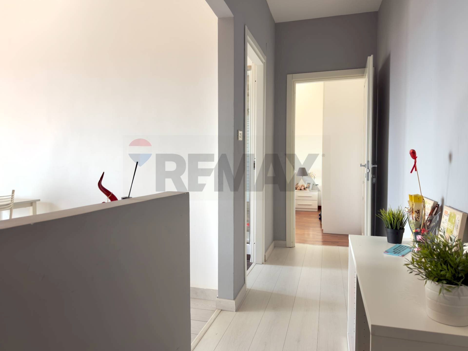 Hall / corridoio - Bilocale Via Michelangelo Naccherino
 
2, Napoli - foto 3