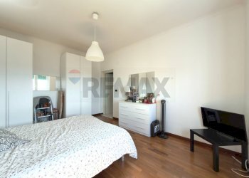 Camera / camera da letto - Two-room apartment Via Michelangelo Naccherino
2, Napoli - photo 6