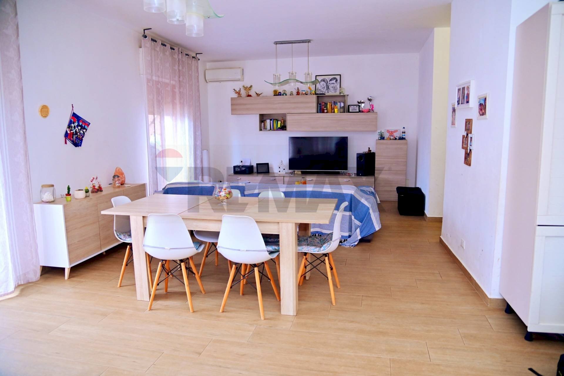 Sala da pranzo - Casa semi indipendente via del Nocciolo
 
3 A, Carini - foto 1