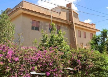 Casa all\'aperto - Casa semi indipendente via del Nocciolo
 
3 A, Carini - foto 27