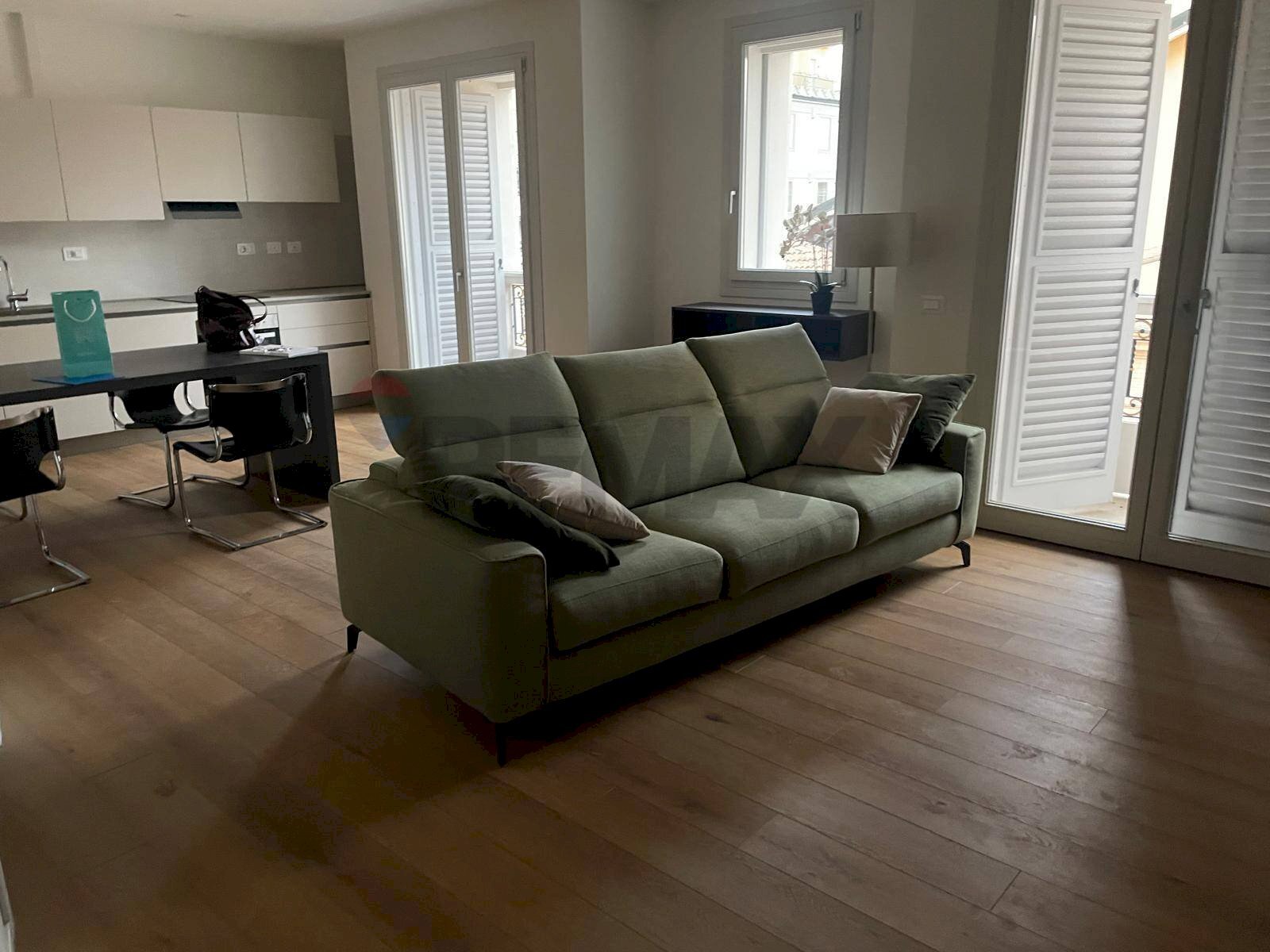 Sala da pranzo - Bilocale via Crispi
 
3, Reggio nell'Emilia - foto 1