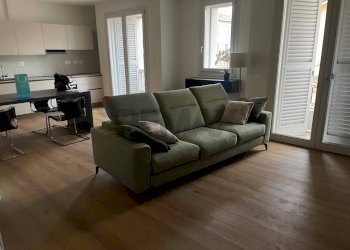 Sala da pranzo - Bilocale via Crispi
 
3, Reggio nell'Emilia - foto 1