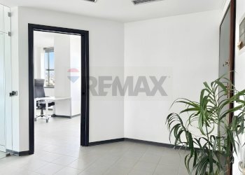 Stanza vuota - Ufficio via Zacchetti
 
6, Reggio nell'Emilia - foto 2