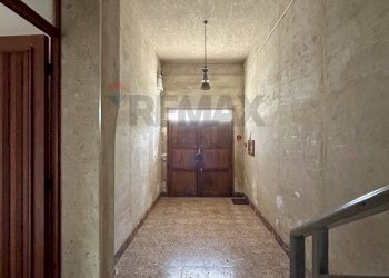 Hall / corridoio - Independent house VIA ANDROMACA
 
6, Trapani - photo 4