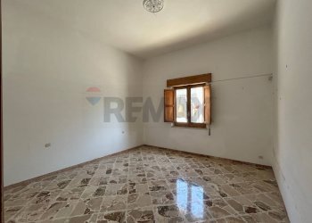 Stanza vuota - Independent house VIA ANDROMACA
 
6, Trapani - photo 14