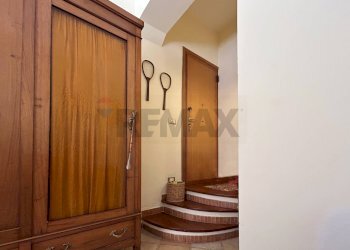 Hall / corridoio - Casa semi indipendente VIA SAN CRISTOFORO
 
8, Trapani - foto 30