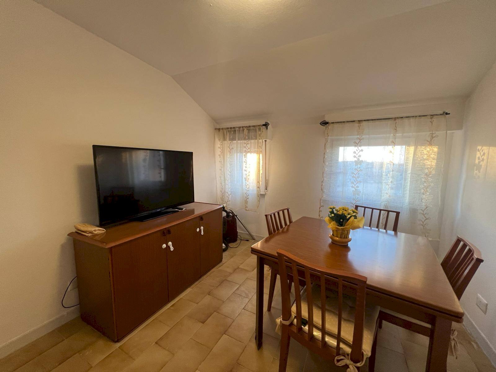 Foto 3 - Trilocale Piazza Attias
 
1, Livorno - foto 3