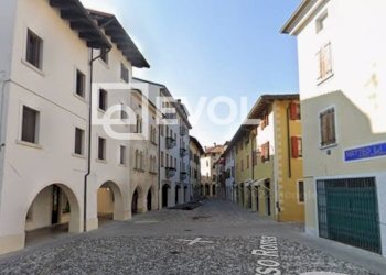 Foto 2 - Locale Commerciale Piazza San Rocco, Spilimbergo - foto 2