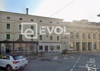 Foto 3 - Locale Commerciale Piazza San Rocco, Spilimbergo - foto 3