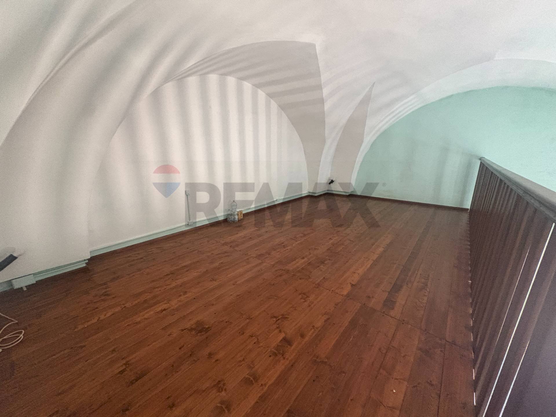 Stanza vuota - Casa indipendente Via Martiri della Resistenza
 
5, Torre Santa Susanna - foto 3