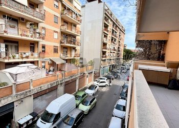 Edificio all\'aperto - Quadrilocale Via Pietro Villasevaglios
 
18, Palermo - foto 23