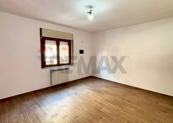 Stanza vuota - Quadrilocale Via Pietro Villasevaglios
 
18, Palermo - foto 26