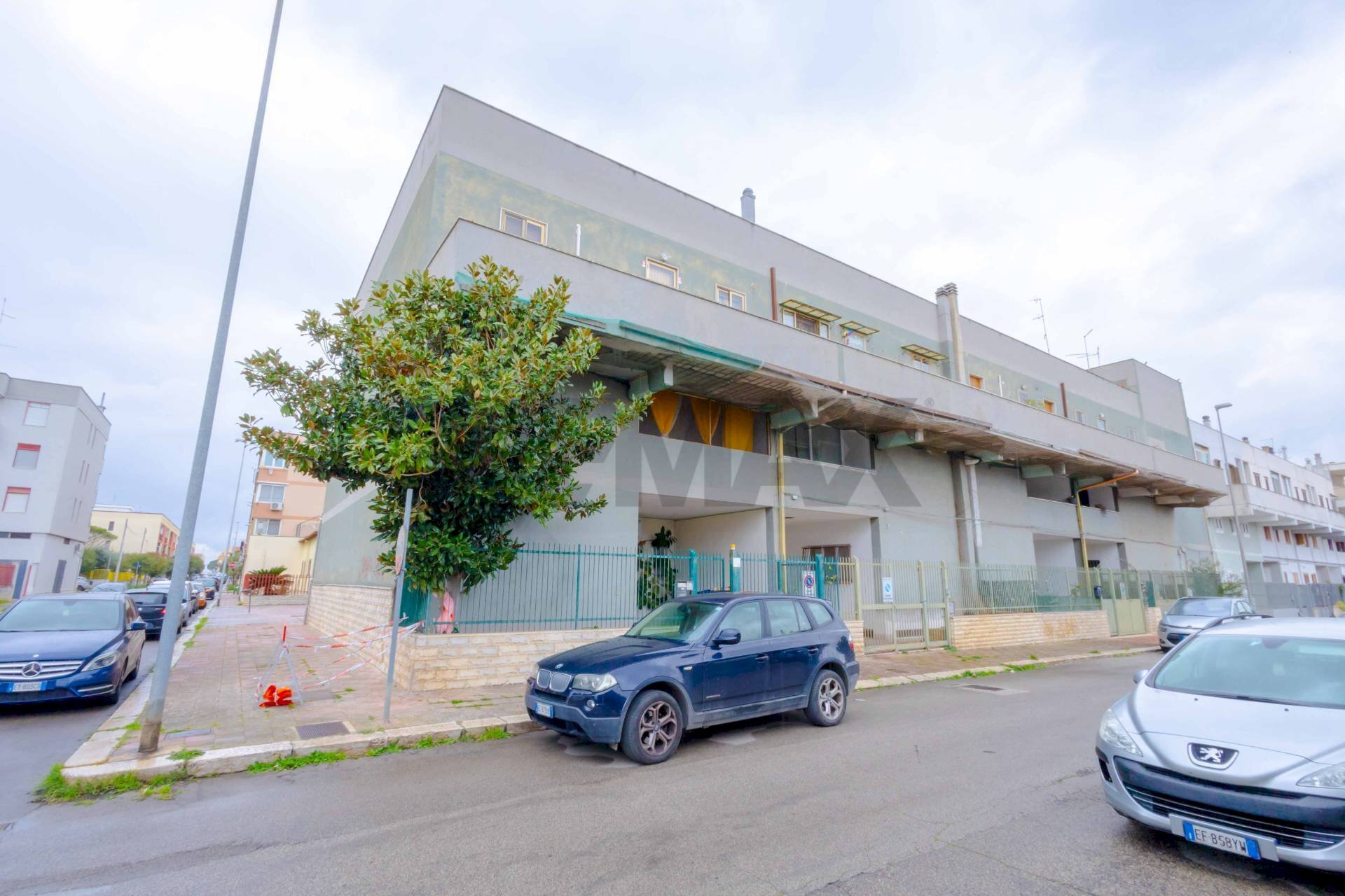 Edificio all\'aperto - Villa a Schiera Carlo Cattaneo
 
2, Casamassima - foto 1