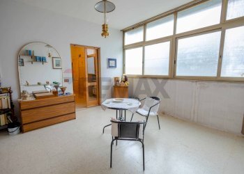 Sala da pranzo - Villa a Schiera Carlo Cattaneo
 
2, Casamassima - foto 3