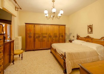 Camera / camera da letto - Villa a Schiera Carlo Cattaneo
 
2, Casamassima - foto 14