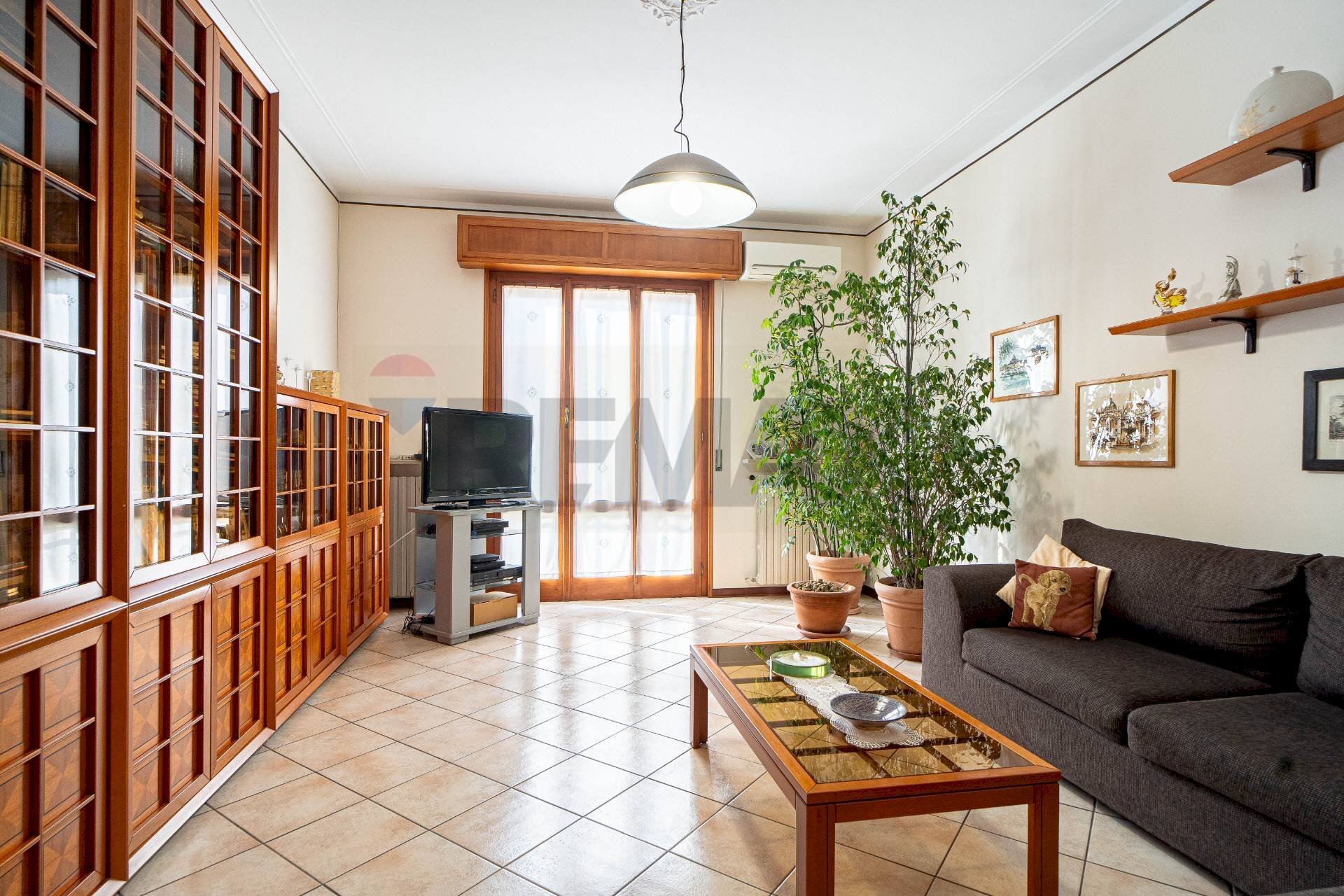 Soggiorno - Apartment Via De Gasperi
 
6, Collecchio - photo 1