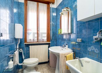 Bagno - Apartment Via De Gasperi
 
6, Collecchio - photo 24