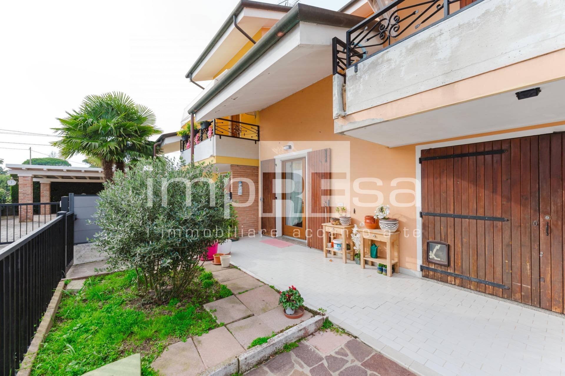 Foto 2 - Villa a Schiera Via Cristoforo Colombo
 
86, Jesolo - foto 2