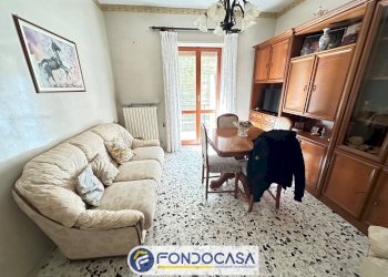 Foto 2 - Trilocale VIA ROMOLO DEL GOBBO
 
4, Ascoli Piceno - foto 2