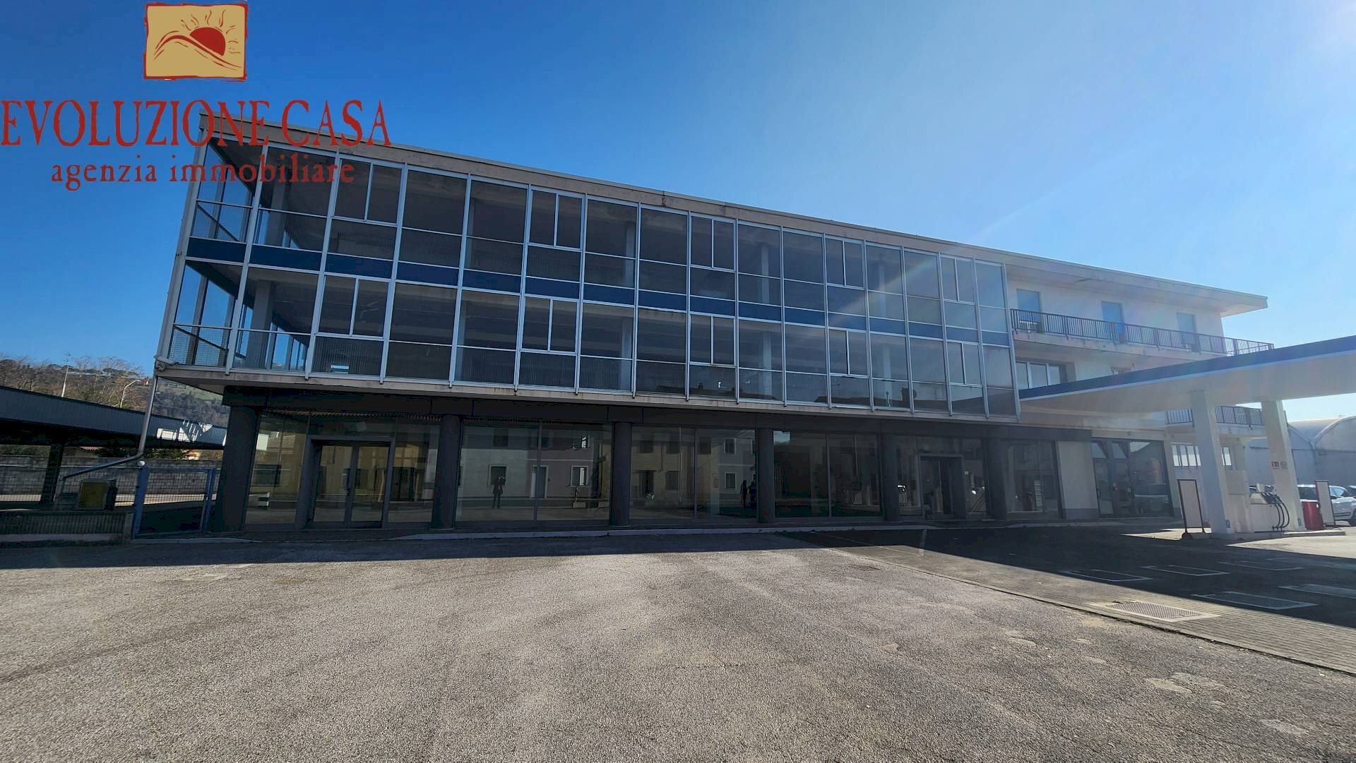 Foto 1 - Commercial Premises viale venezia giulia, Cormons - photo 1