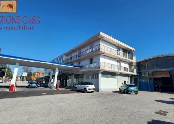 Foto 3 - Locale Commerciale viale venezia giulia, Cormons - foto 3