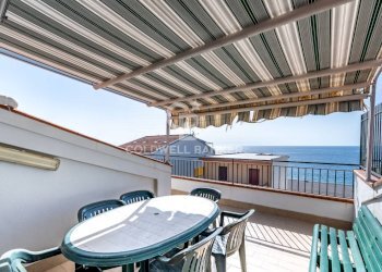 Foto 3 - Trilocale via spiaggia
 
115, Mascali - foto 3