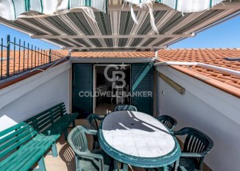 Foto 4 - Trilocale via spiaggia
 
115, Mascali - foto 4