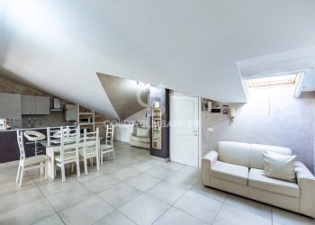 Foto 11 - Trilocale via spiaggia
 
115, Mascali - foto 11