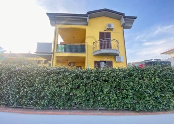 Facciata - Four-room apartment via Santarcangiolese, 4718B, Poggio Torriana - photo 36