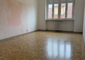 Camera da letto - Trilocale via Generale Giuseppe Perotti, 10, Grugliasco - foto 9