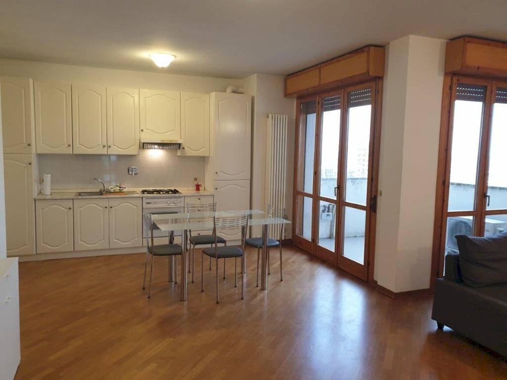 Salone - Two-room apartment piazza Giuseppina Strepponi, 15, Parma - photo 1