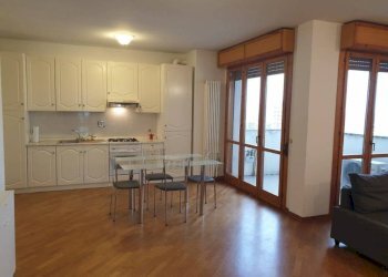 Salone - Two-room apartment piazza Giuseppina Strepponi, 15, Parma - photo 1