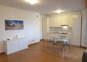 Salone - Two-room apartment piazza Giuseppina Strepponi, 15, Parma - photo 4