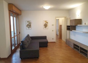 Salone - Two-room apartment piazza Giuseppina Strepponi, 15, Parma - photo 7