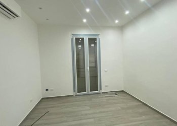 Stanza non arredata - Two-room apartment via Manderino, Palermo (neighborhood Sferracavallo) - photo 4