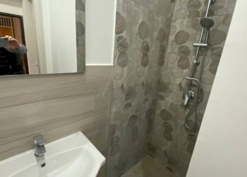 Bagno - Two-room apartment via Manderino, Palermo (neighborhood Sferracavallo) - photo 5