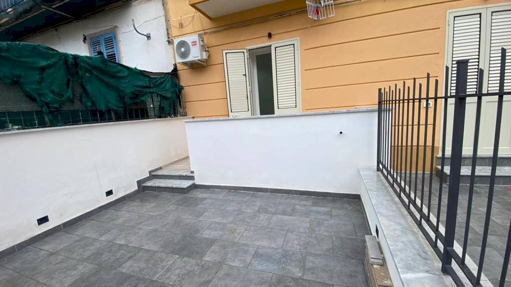 Terrazzo - Two-room apartment via Manderino, Palermo (neighborhood Sferracavallo) - photo 1