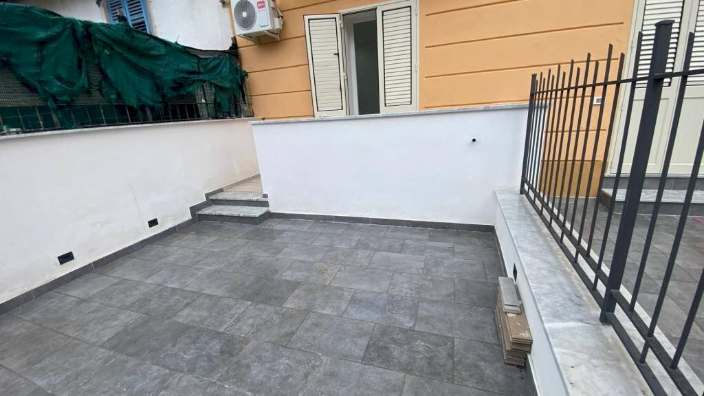 Terrazzo - Two-room apartment via Manderino, Palermo (neighborhood Sferracavallo) - photo 3