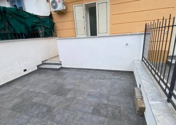 Terrazzo - Two-room apartment via Manderino, Palermo (neighborhood Sferracavallo) - photo 3