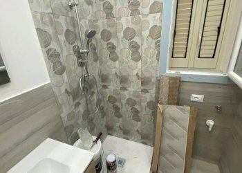 Bagno - Two-room apartment via Manderino, Palermo (neighborhood Sferracavallo) - photo 9
