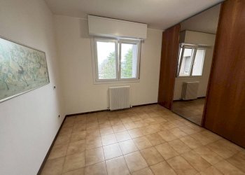 Camera da letto - Quadrilocale via Belvedere, 11, Zola Predosa - foto 18