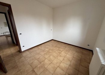 Camera da letto - Quadrilocale via Belvedere, 11, Zola Predosa - foto 23