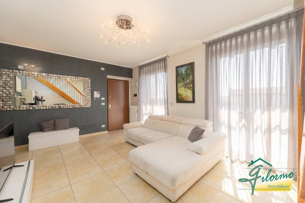 Salone - Appartamento strada Marsè, Moncalieri - foto 3