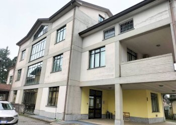 Facciata - Warehouse via Luigi Mercantini, 15, Varese - photo 8