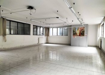 Interno non residenziale - Warehouse via Luigi Mercantini, 15, Varese - photo 14