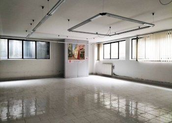 Interno non residenziale - Warehouse via Luigi Mercantini, 15, Varese - photo 18