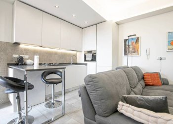 Cucina - Quadrilocale via Gian Battista Monti, 20, Genova (zona Sampierdarena) - foto 5